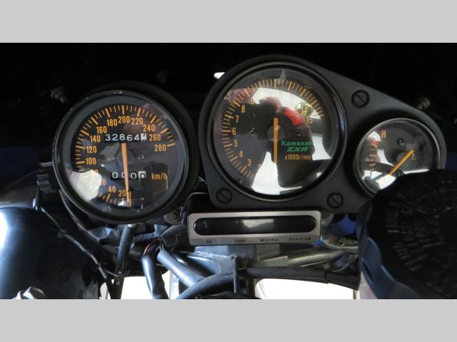 kawasaki - zxr-750