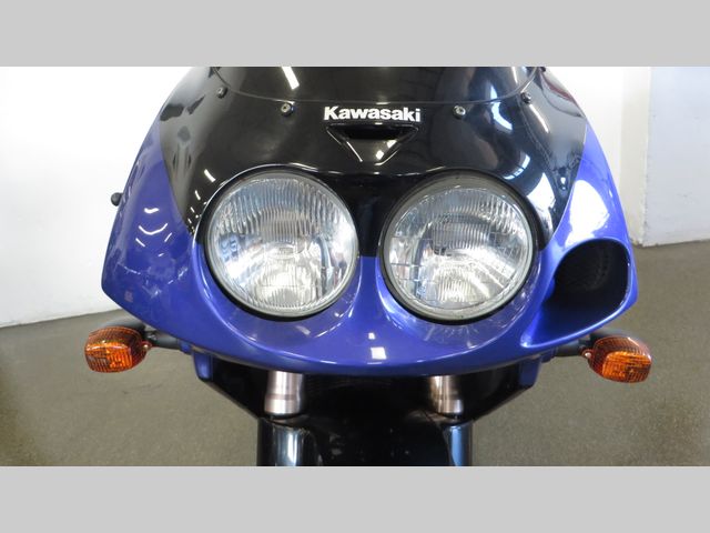 kawasaki - zxr-750