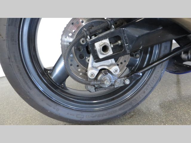 kawasaki - zxr-750