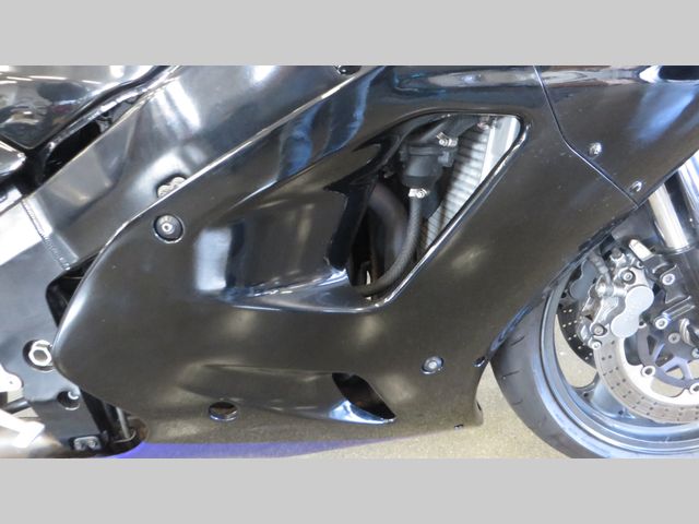 kawasaki - zxr-750