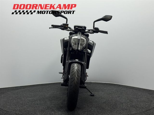 ktm - 790-duke