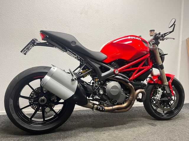 ducati - m-1100-evo