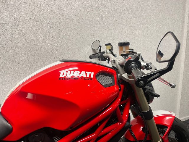 ducati - m-1100-evo