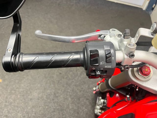ducati - m-1100-evo