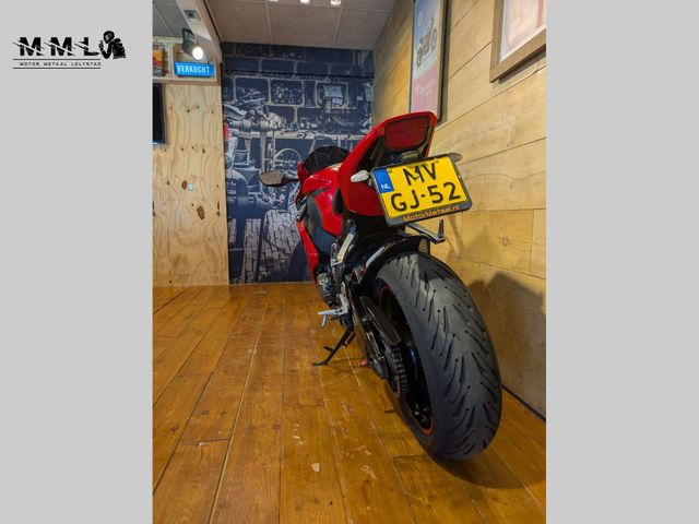 honda - cbr-1000-rr-fireblade