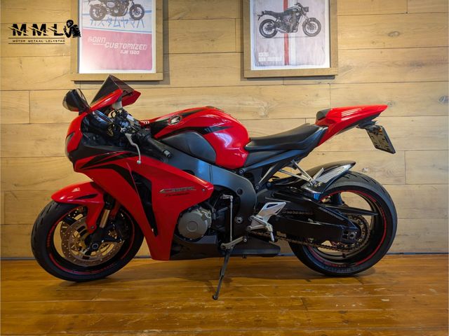 honda - cbr-1000-rr-fireblade