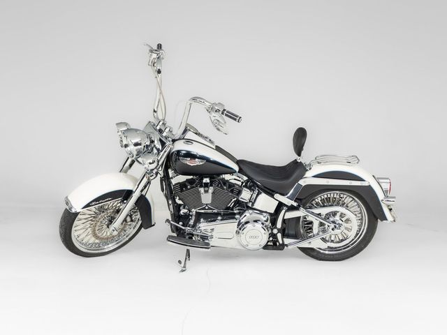 harley-davidson - deluxe--heritage-special-flstni