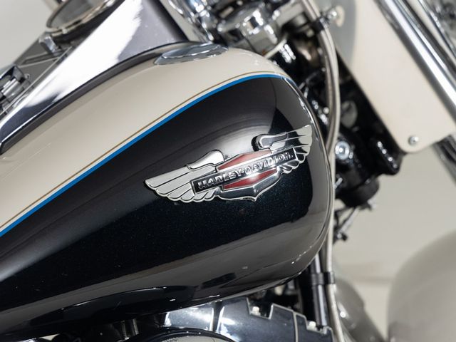 harley-davidson - deluxe--heritage-special-flstni