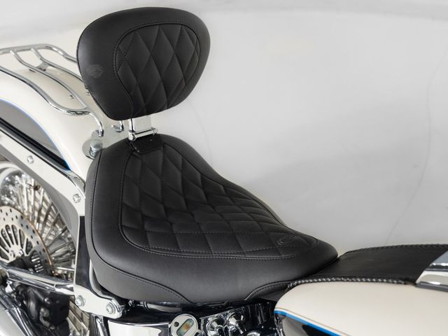 harley-davidson - deluxe--heritage-special-flstni