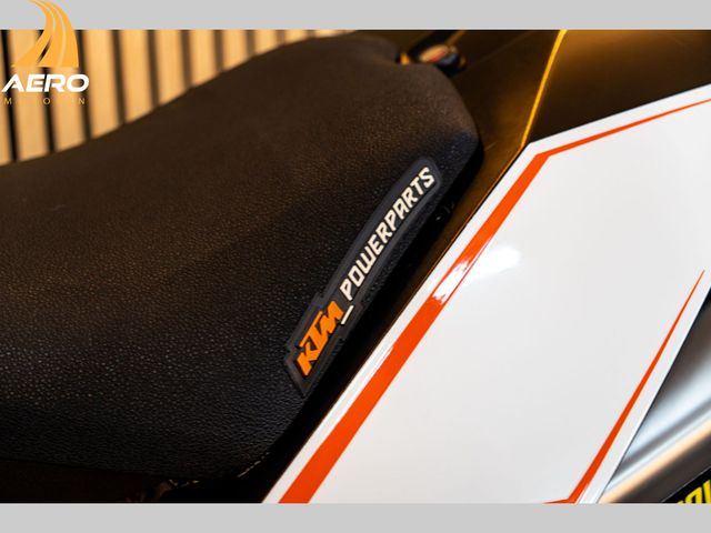 ktm - 990-super-duke-r