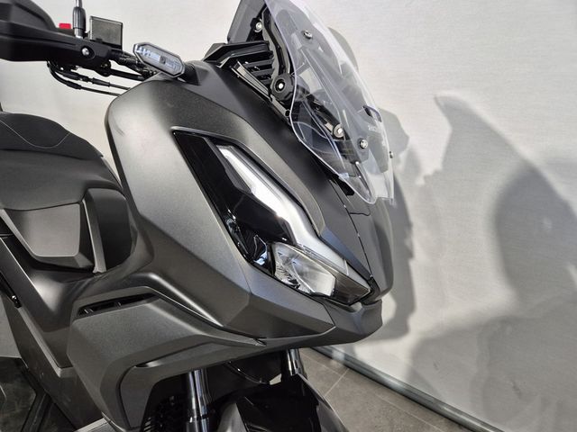 honda - adv-350