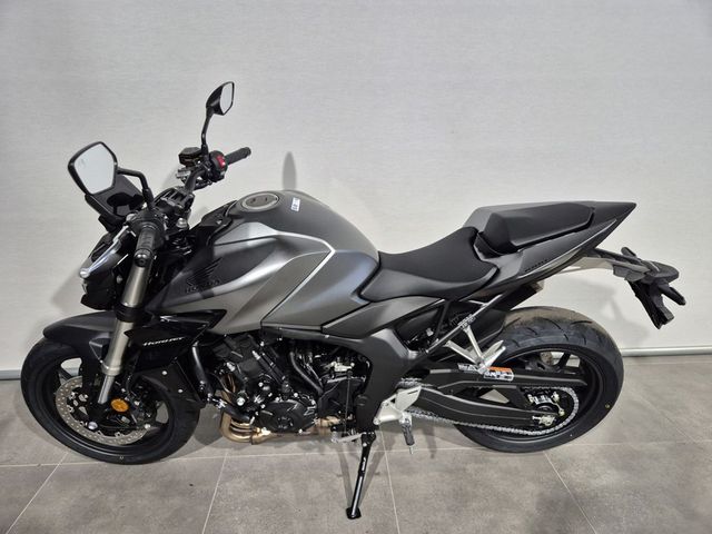 honda - cb-1000-hornet