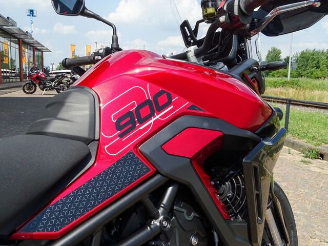 triumph - tiger-900-gt-pro