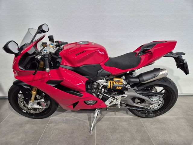 ducati - panigale-v2-s