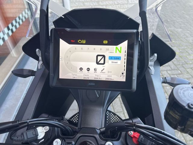 ktm - 1290-super-adventure-s