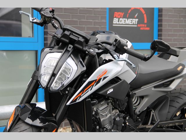 ktm - 790-duke-l