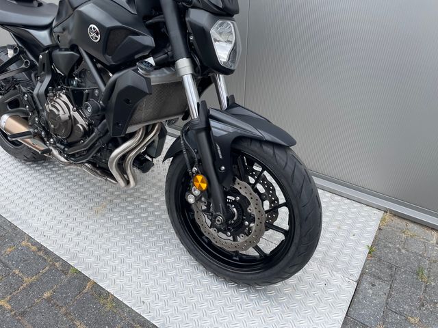 yamaha - mt-07-abs