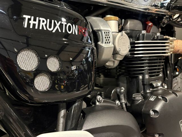 triumph - thruxton-rs-chrome-edition