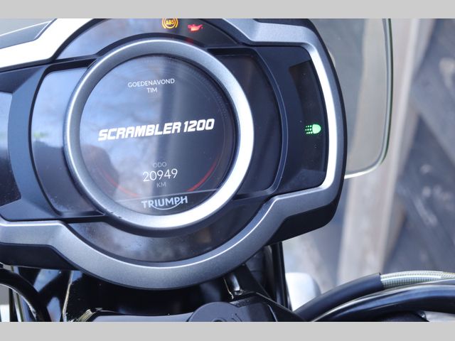 triumph - scrambler-1200-xe
