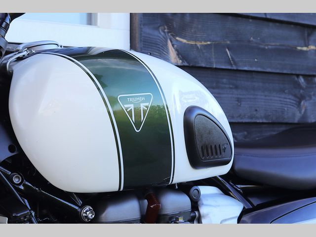 triumph - scrambler-1200-xe