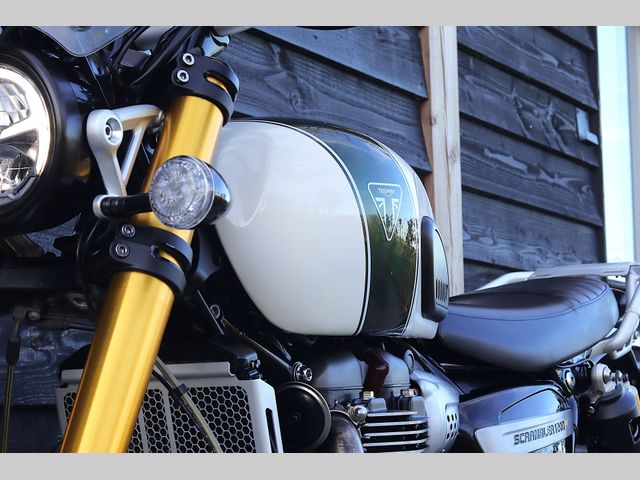 triumph - scrambler-1200-xe
