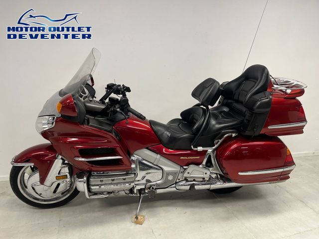 honda - gl-1800-goldwing-abs