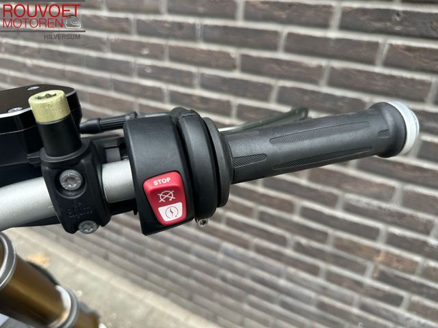 bmw - r-nine-t
