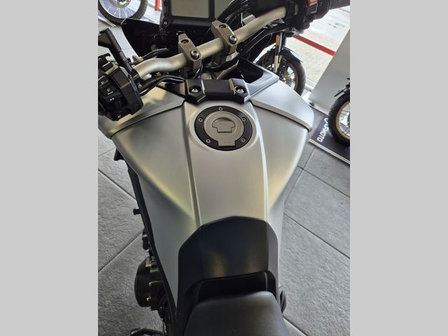 yamaha - tracer-900-abs