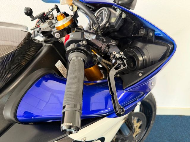 yamaha - yzf-r1