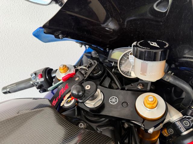 yamaha - yzf-r1