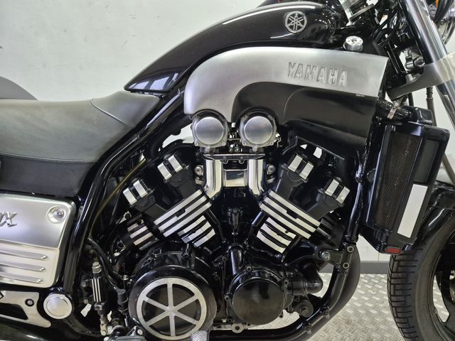 yamaha - vmax