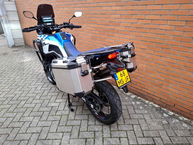 honda - crf-1100-l-africa-twin