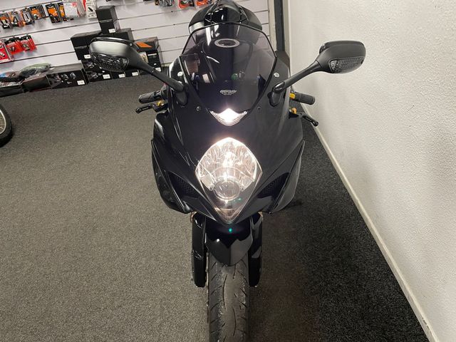 suzuki - gsx-r-1000