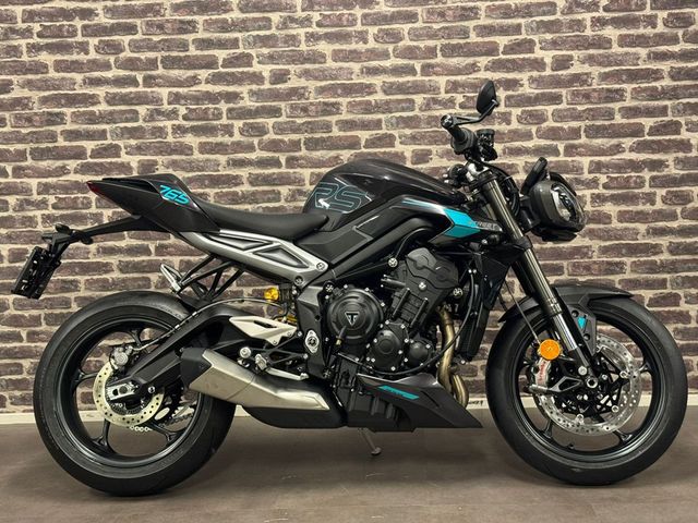 triumph - street-triple-rs