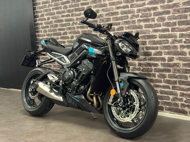 triumph - street-triple-rs