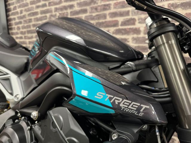triumph - street-triple-rs