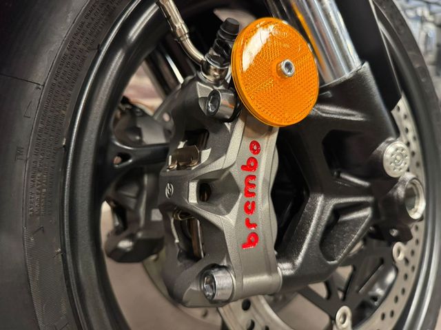 triumph - street-triple-rs