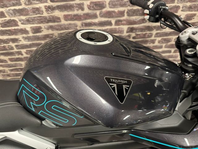 triumph - street-triple-rs