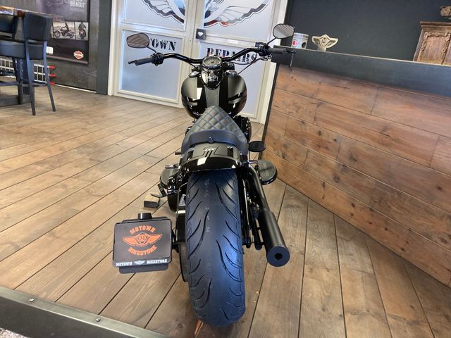 harley-davidson - softail-custom