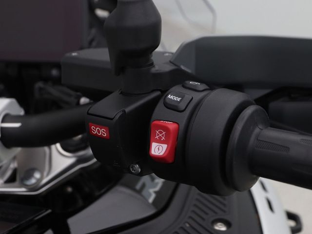 bmw - r-1300-gs-adventure