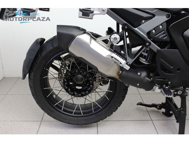 bmw - r-1300-gs-adventure