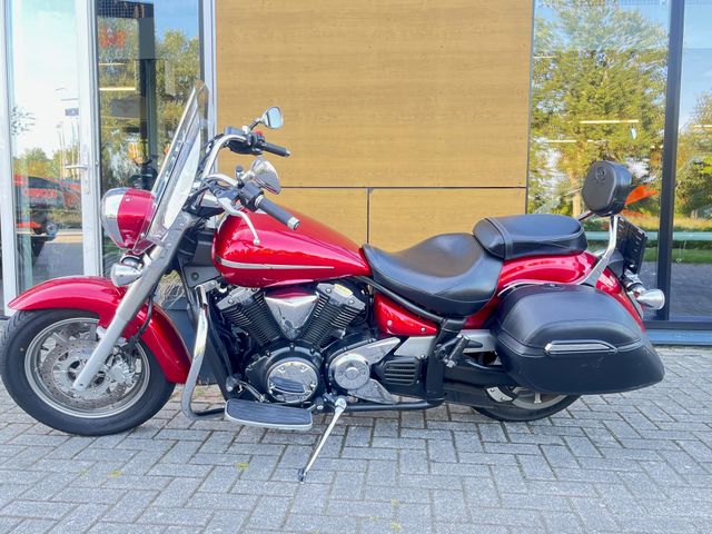 yamaha - xvs-1300-a-midnight-star
