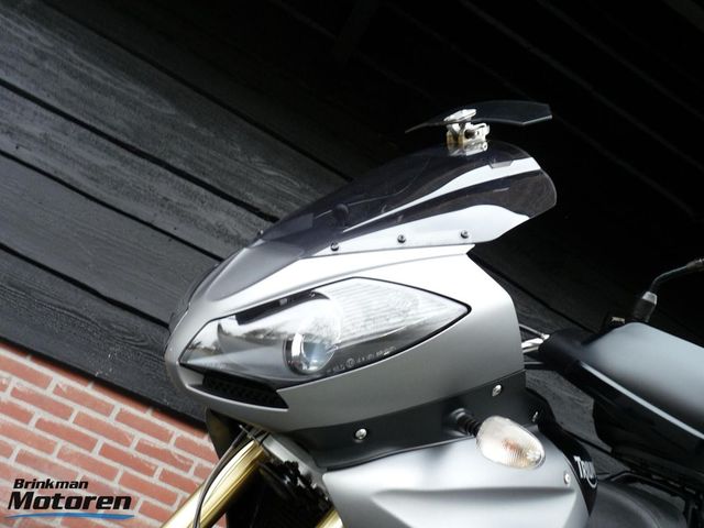 triumph - tiger-1050