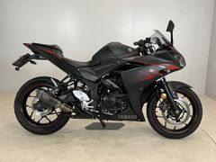 YAMAHA YZF R3