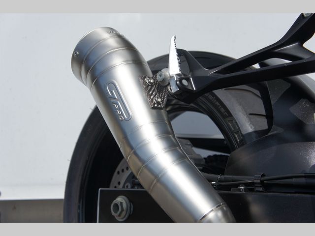 suzuki - gsr-750-a