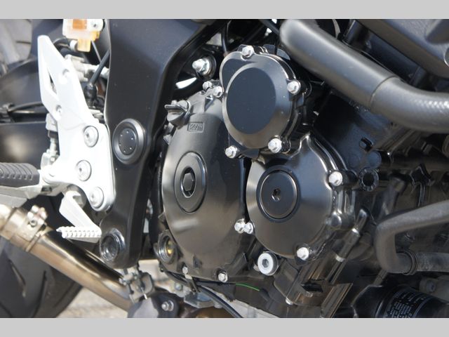 suzuki - gsr-750-a
