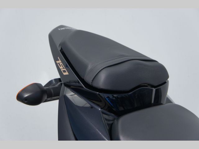 suzuki - gsr-750-a