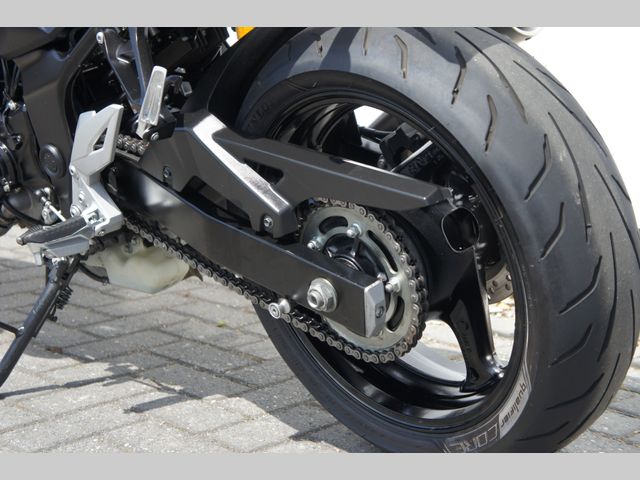 suzuki - gsr-750-a