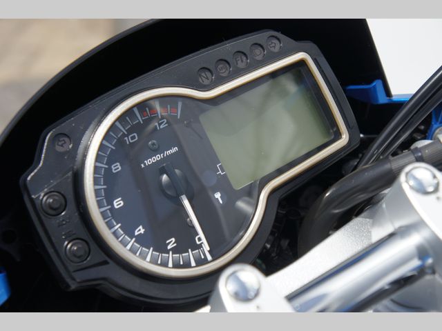 suzuki - gsr-750-a