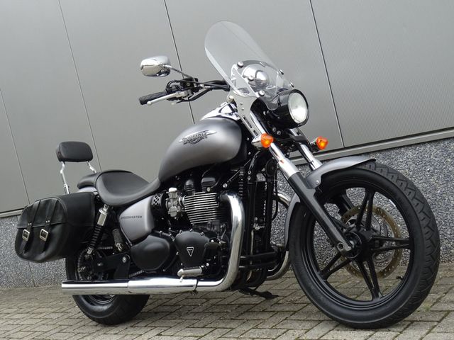 triumph - speedmaster